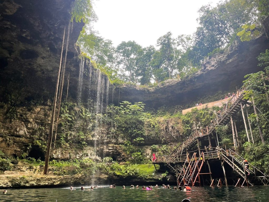 Cenote Saamal