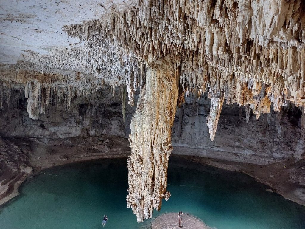 Cenote Suytun